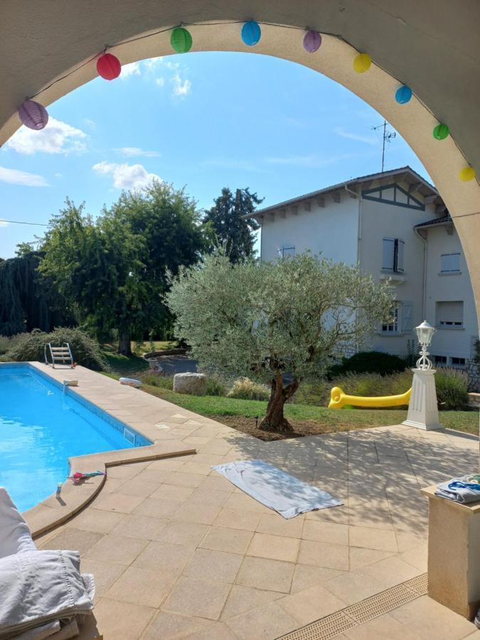 La Maison Basque Sainte-Livrade-sur-Lot Εξωτερικό φωτογραφία