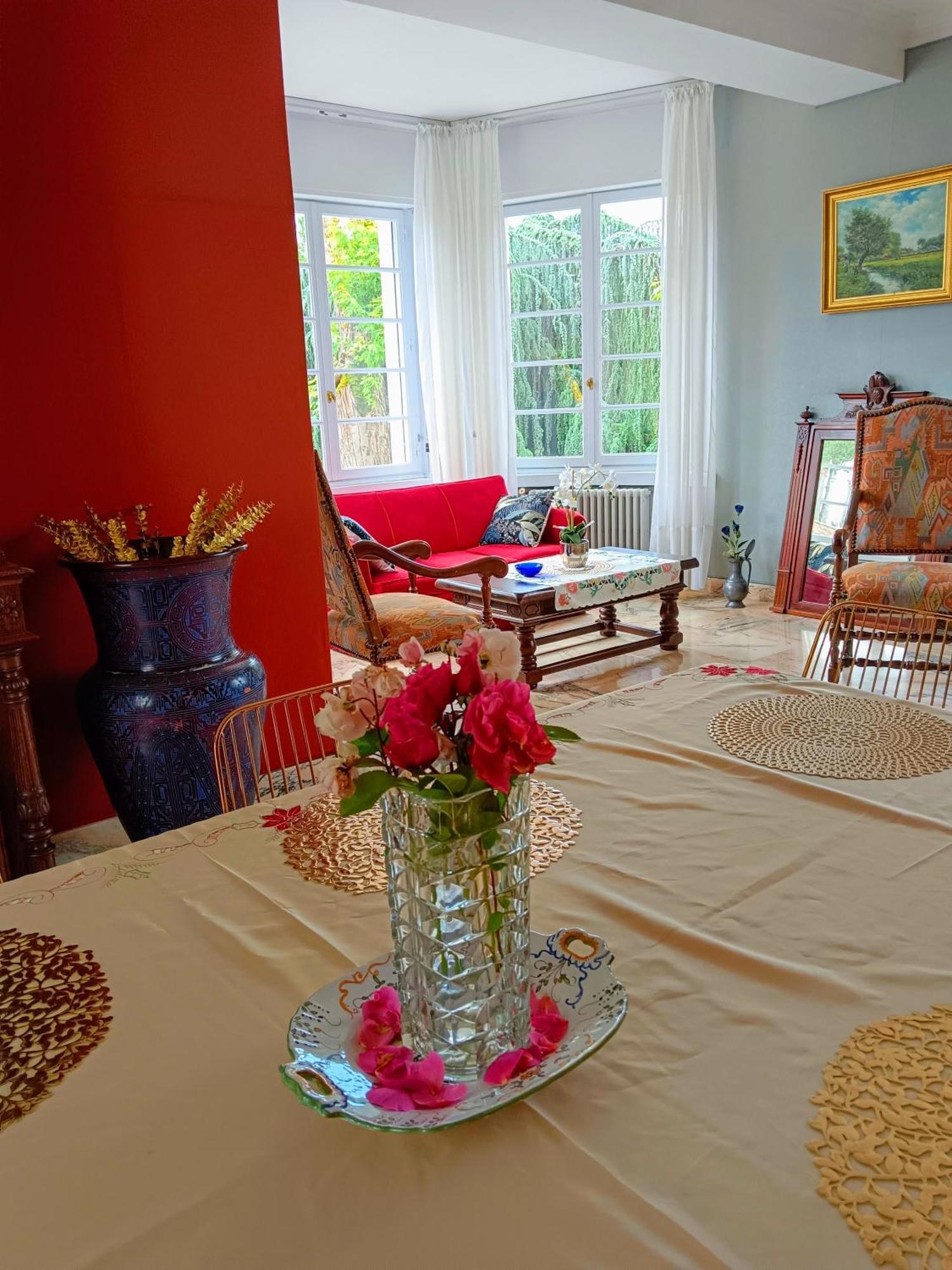 La Maison Basque Sainte-Livrade-sur-Lot Εξωτερικό φωτογραφία